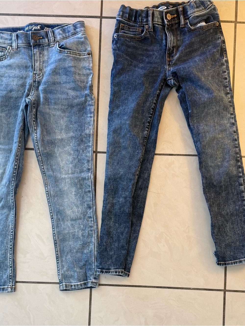 Cat & Jack old navy Boys' sz 8 Stretch Jeans in Light Blue and Dark Blue Wash